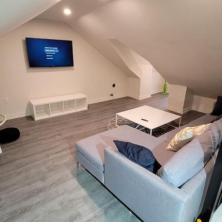 Lovely 2 Level Suite Hamilton Exterior foto