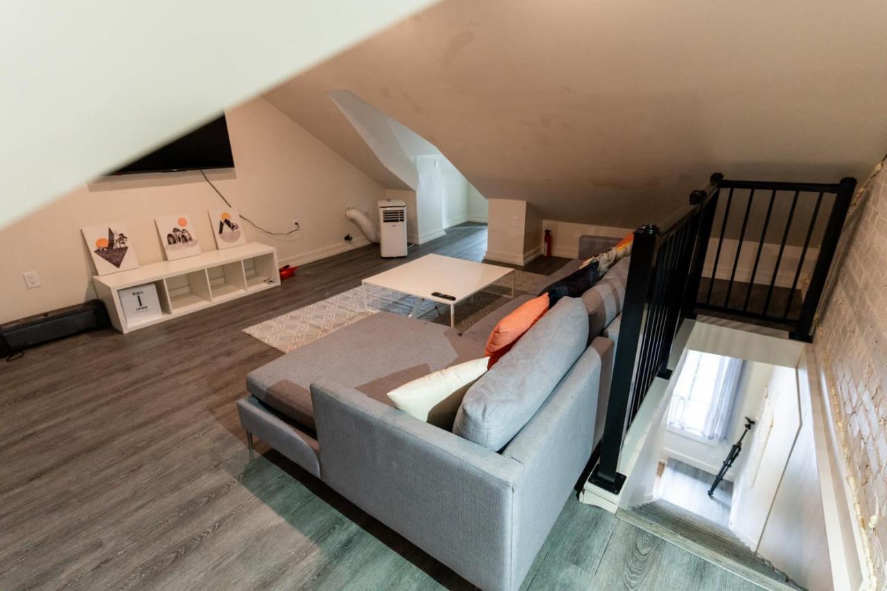 Lovely 2 Level Suite Hamilton Exterior foto